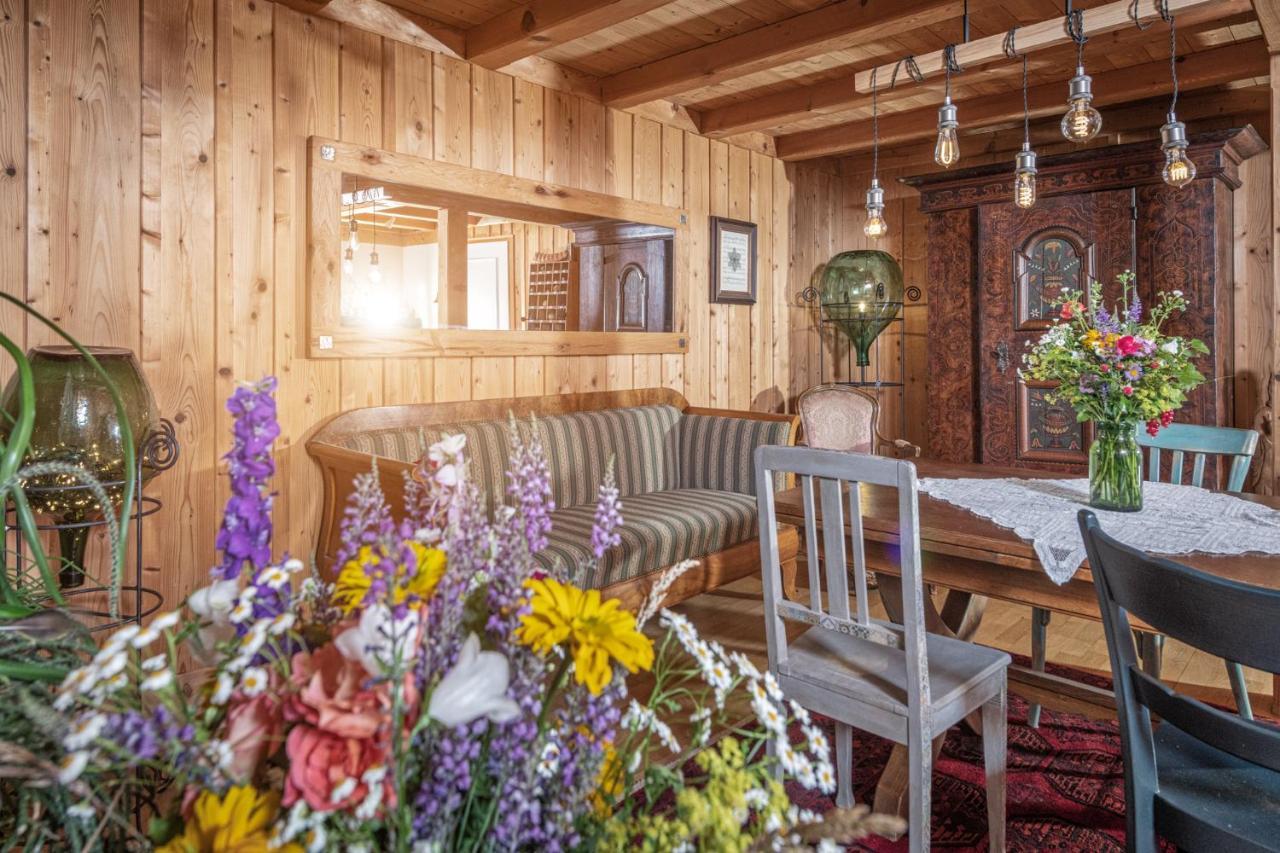 Bnb Deheimelig Huttwil エクステリア 写真