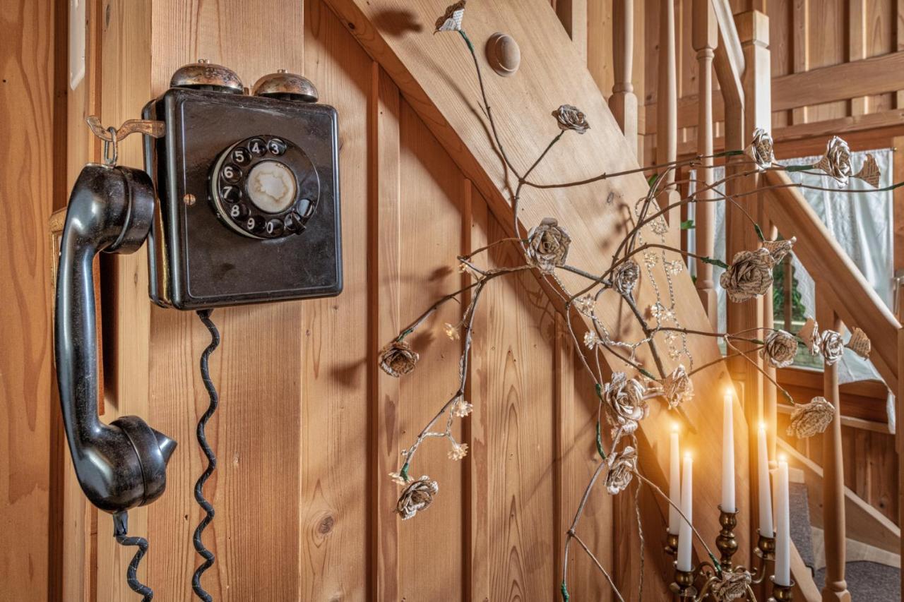 Bnb Deheimelig Huttwil エクステリア 写真